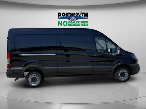 New 2026 Ford Transit 250 148 Medium Roof w/ Load Area Protection Package RWD image 6