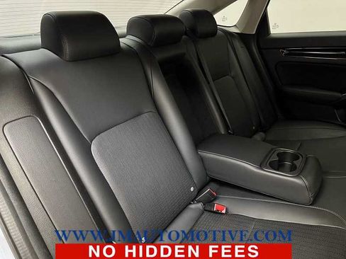 Used 2022 Honda Civic Touring image 19