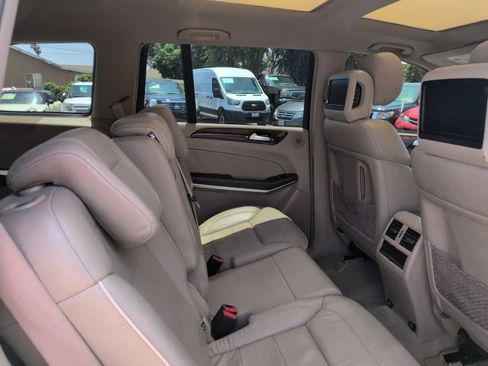 Used 2014 Mercedes-Benz GL 450 4MATIC w/ Appearance Package image 25