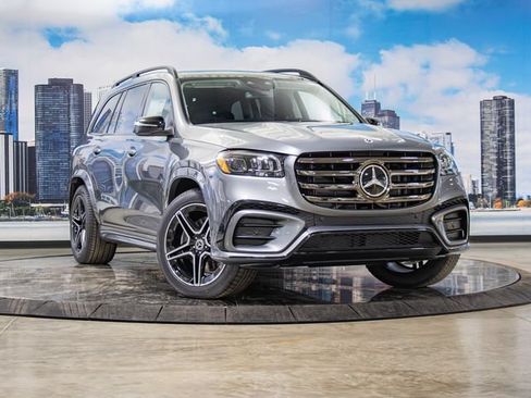 Used 2026 Mercedes-Benz GLS 450 4MATIC image 1