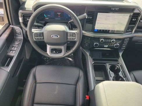 New 2026 Ford F250 Lariat w/ FX4 Off-Road Package image 9