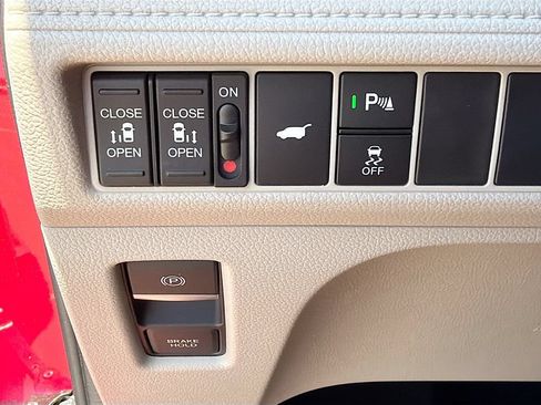 New 2026 Honda Odyssey Elite image 22