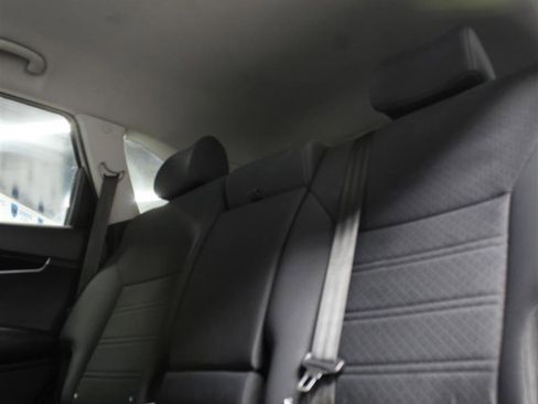 Used 2017 Kia Sorento AWD image 17