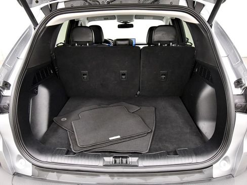 Used 2024 Ford Escape Platinum AWD/4WD image 7