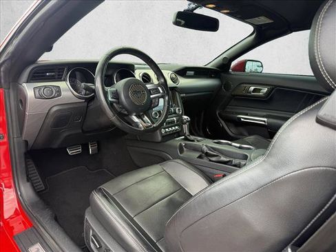 Used 2019 Ford Mustang GT Premium RWD image 10