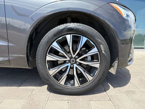 Used 2024 Volvo XC60 B5 Core w/ Protection Package Premier AWD/4WD image 8