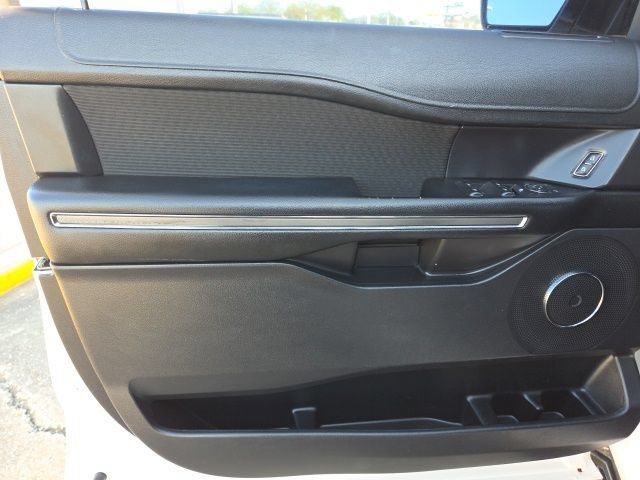 Used 2019 Ford Expedition XLT RWD image 27