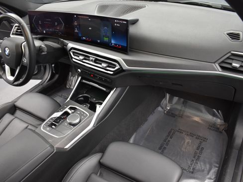 Used 2024 BMW 330i Sedan image 7