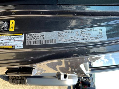 New 2025 Jeep Gladiator Rubicon w/ Safety Group image 14