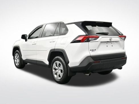 Used 2023 Toyota RAV4 LE AWD/4WD image 3