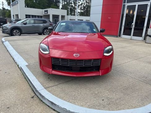 New 2026 Nissan Z Performance w/ Floor Mat Package RWD image 2