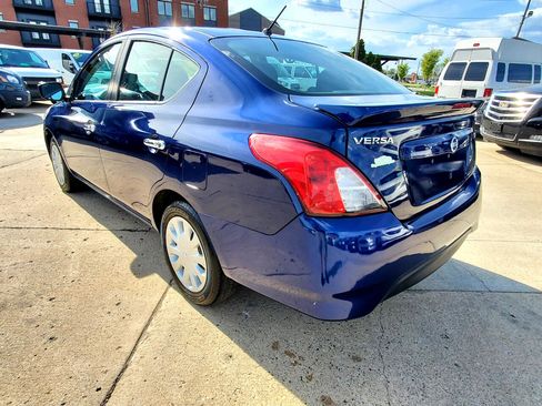 Used 2018 Nissan Versa SV image 7
