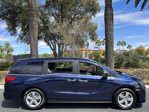 Used 2019 Honda Odyssey EX-L image 17