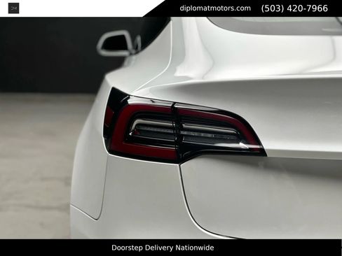 Used 2020 Tesla Model 3 Long Range image 15