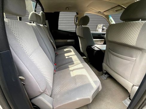 Used 2010 Toyota Tundra 4x4 Double Cab image 24