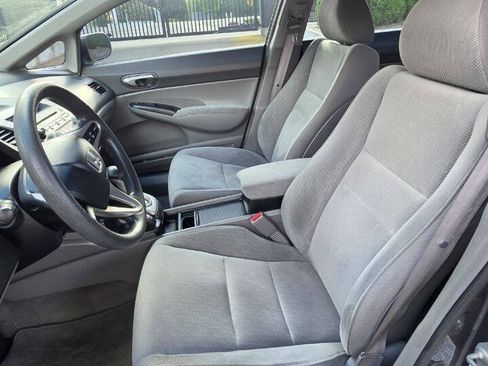 Used 2010 Honda Civic LX image 9