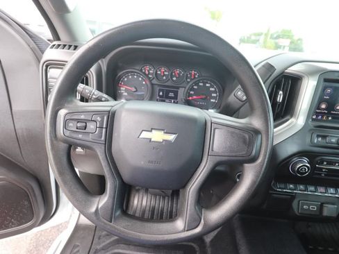 Used 2025 Chevrolet Silverado 1500 W/T RWD image 17