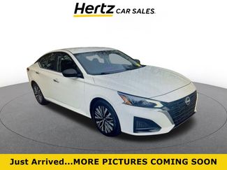 Used 2025 Nissan Altima 2.5 SV video 1