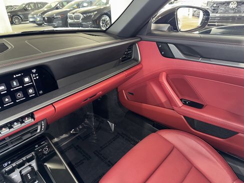 Used 2023 Porsche 911 Carrera S image 28