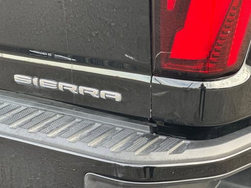 Used 2025 GMC Sierra 2500 Denali Ultimate w/ Snow Plow Prep/Camper Package image 51