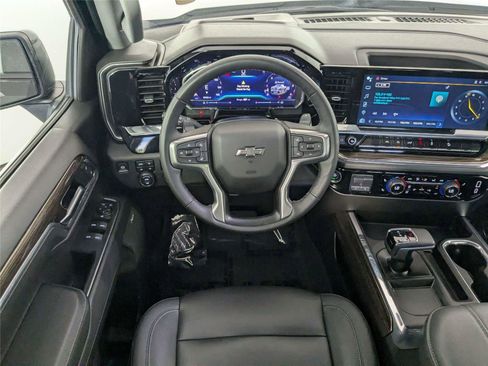 Used 2024 Chevrolet Silverado 1500 RST w/ Convenience Package II AWD/4WD image 39