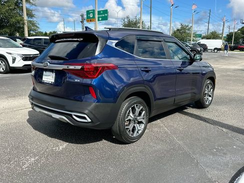 Used 2021 Kia Seltos EX AWD/4WD image 5