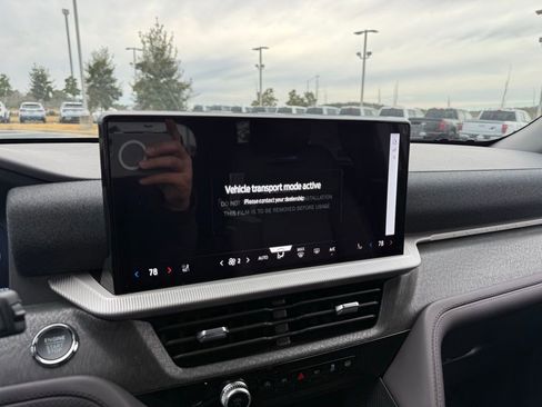 New 2026 Ford Explorer Platinum AWD/4WD image 16