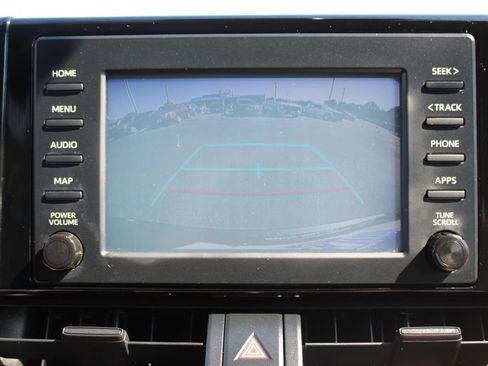 Used 2019 Toyota RAV4 LE w/ Carpet Mat Package AWD/4WD image 3