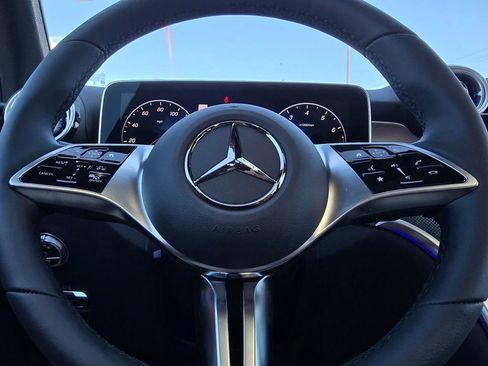 New 2026 Mercedes-Benz GLC 300 4MATIC image 24