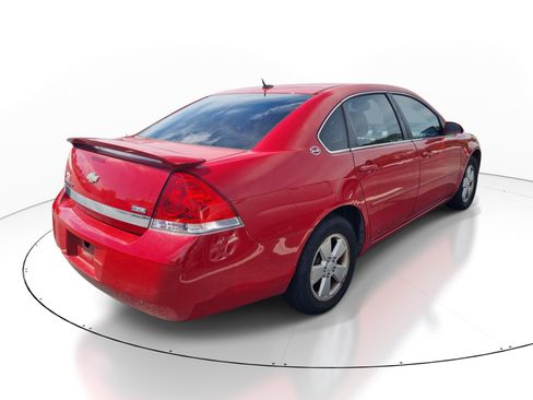 Used 2008 Chevrolet Impala LT w/ Luxury Edition Package FWD image 9