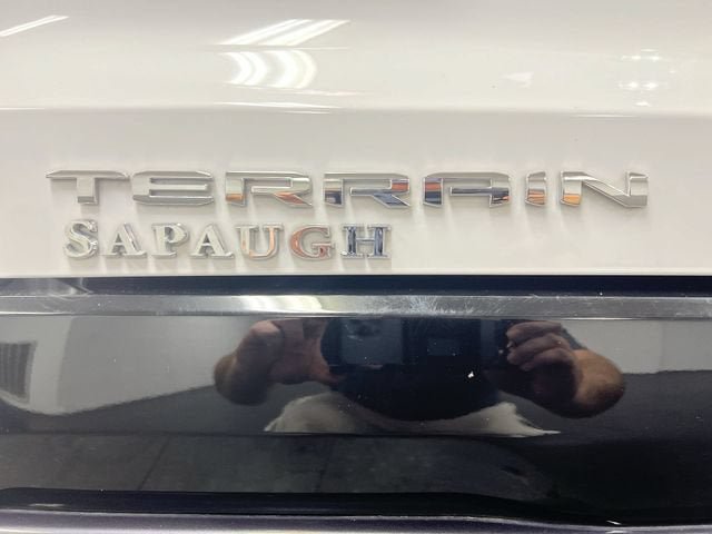 Certified 2026 GMC Terrain AT4 w/ Technology Package II AWD/4WD image 32