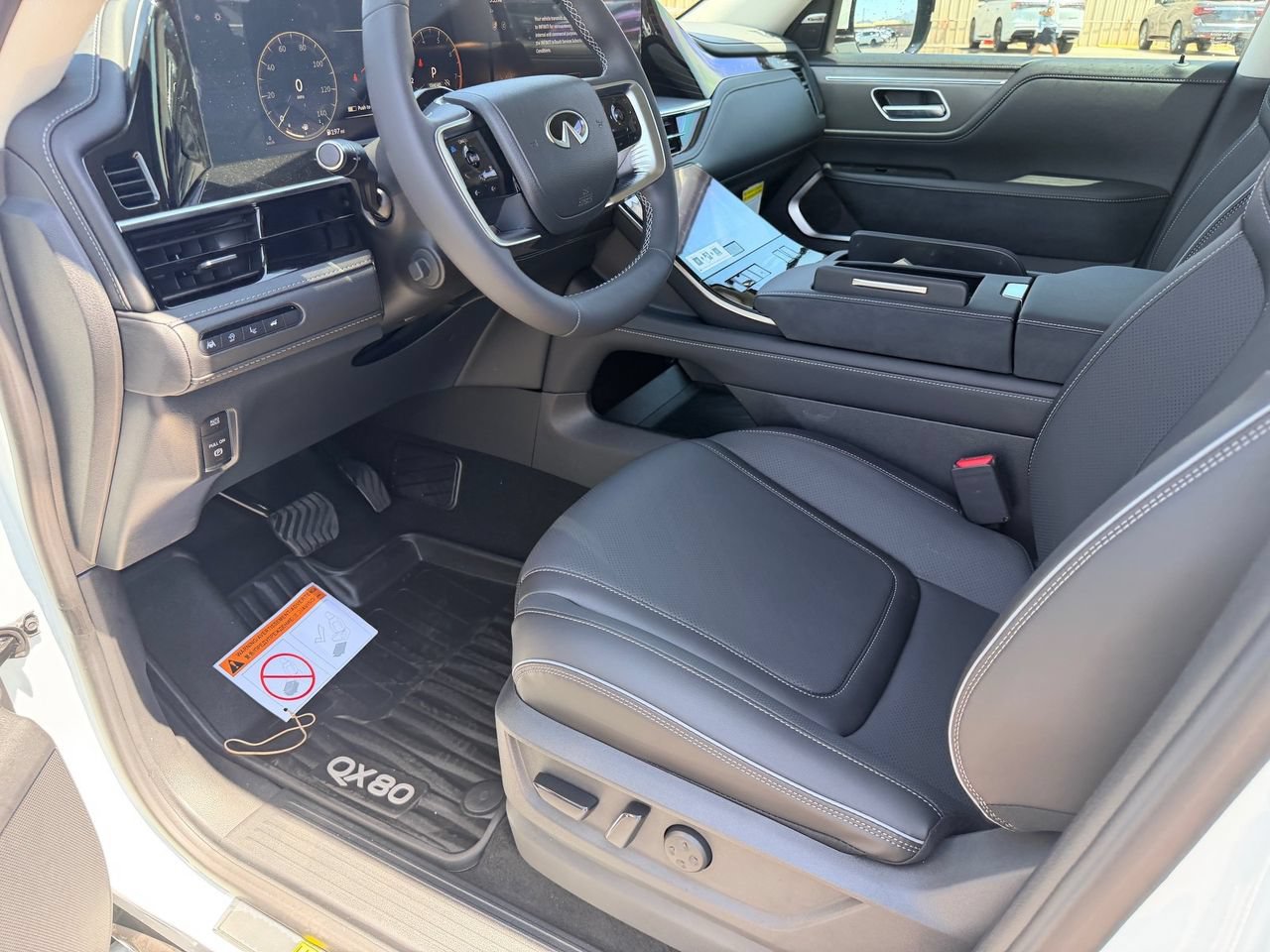 New 2027 INFINITI QX80 Luxe w/ Cargo Package AWD/4WD image 14