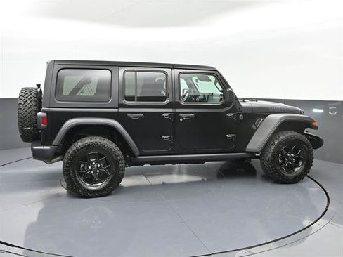 Used 2025 Jeep Wrangler Unlimited Sport AWD/4WD image 27