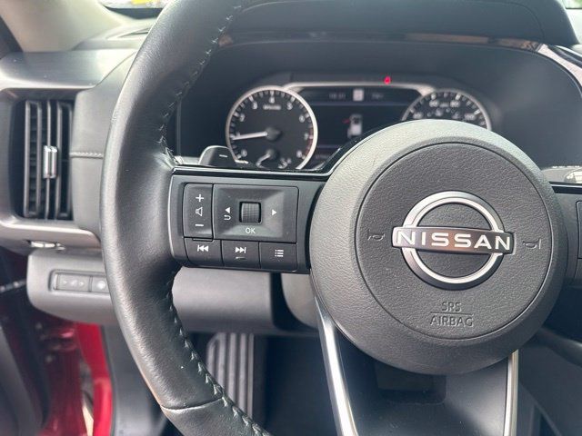 Used 2023 Nissan Pathfinder SL w/ Black Appearance Package AWD/4WD image 12