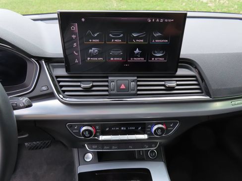 Used 2025 Audi Q5 2.0T Premium AWD/4WD image 18