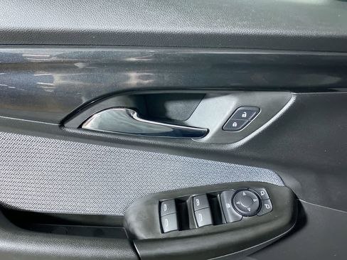 Used 2024 Chevrolet TrailBlazer LT image 13