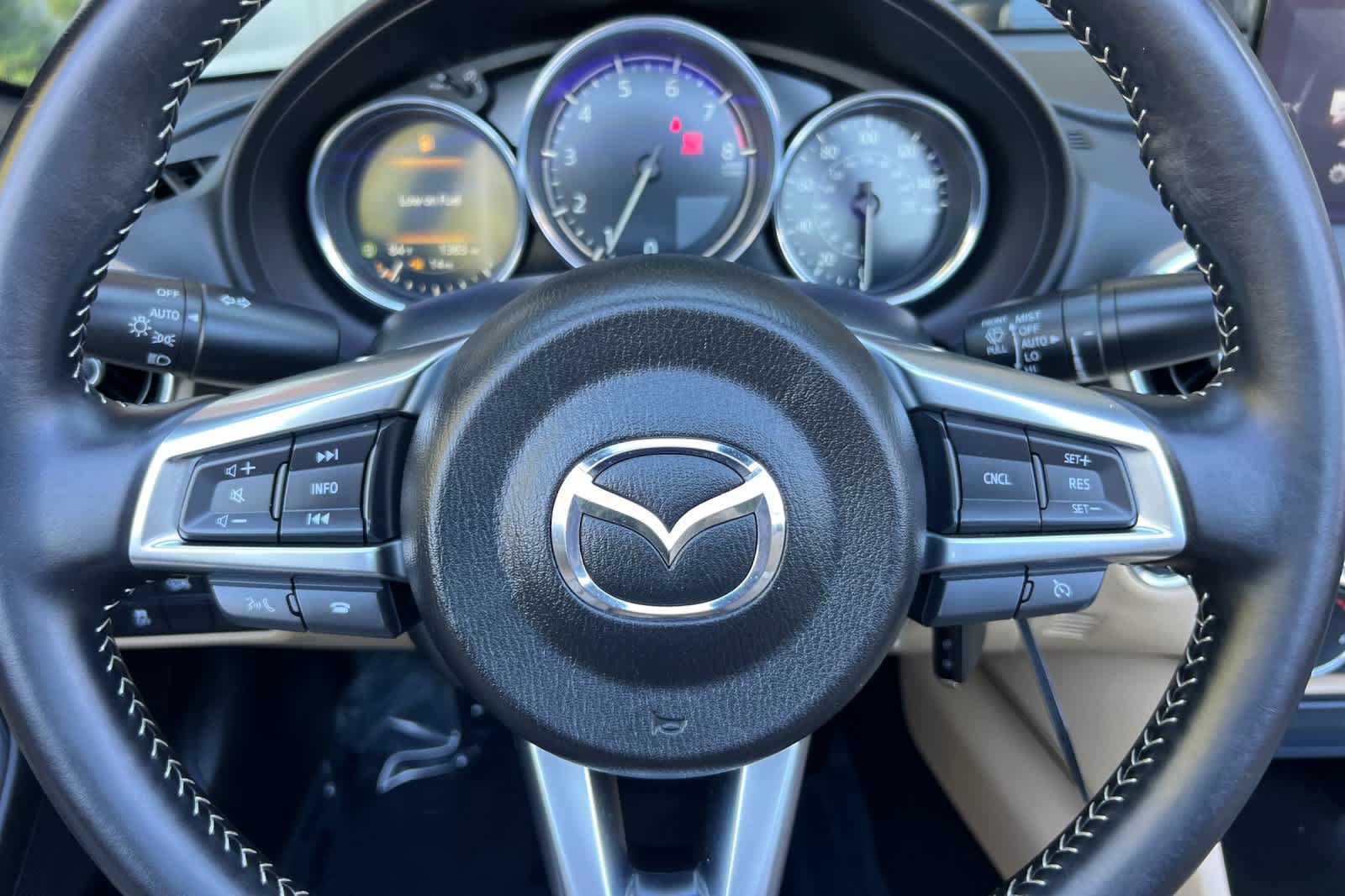 Used 2024 MAZDA MX-5 Miata Grand Touring RWD image 23