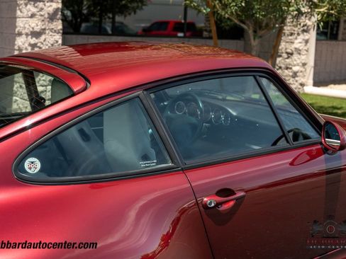 Used 1996 Porsche 911 GT3 RS image 33