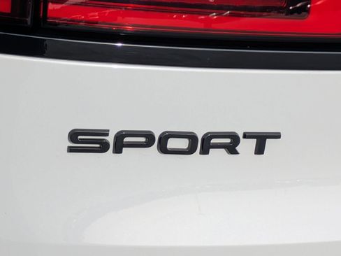 New 2026 Land Rover Range Rover Sport Dynamic SE AWD/4WD image 33