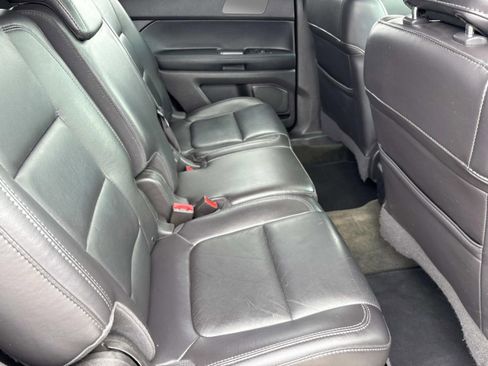 Used 2013 Ford Explorer XLT image 20