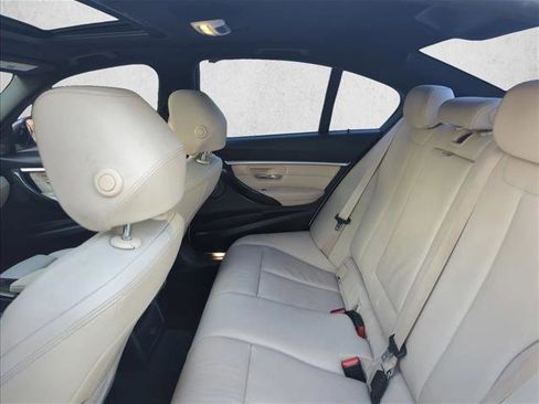 Used 2017 BMW 330e image 18