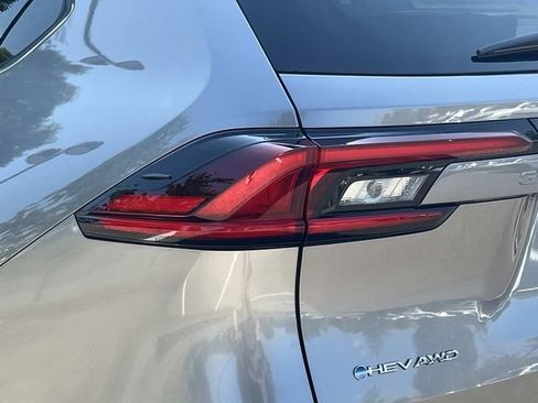 Used 2025 Toyota Grand Highlander AWD Hybrid image 10