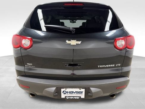 Used 2011 Chevrolet Traverse LTZ image 9