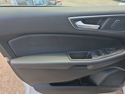 Used 2023 Ford Edge SE w/ Black Appearance Package AWD/4WD image 14