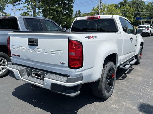 Used 2021 Chevrolet Colorado LT w/ Redline Special Edition AWD/4WD image 3