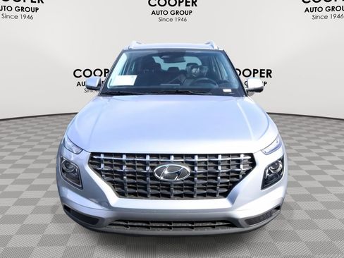 New 2026 Hyundai Venue SEL image 2
