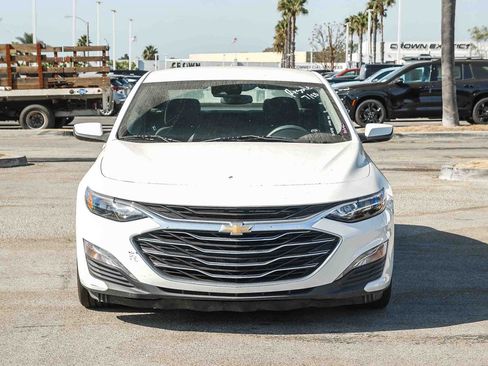 Used 2023 Chevrolet Malibu LT FWD image 2