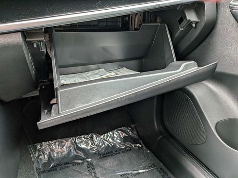 Used 2026 Nissan Rogue SL FWD image 24