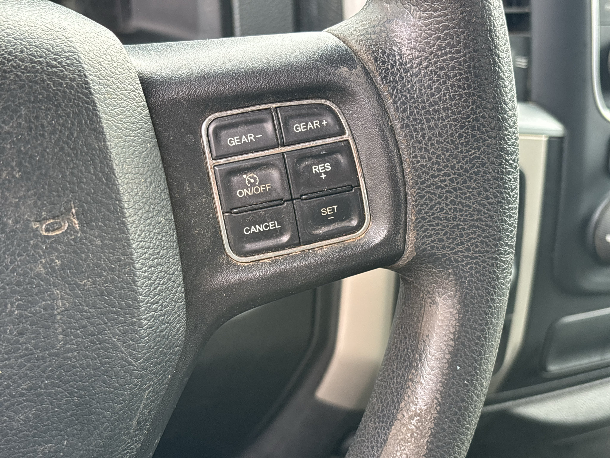 Used 2020 RAM 1500 Classic SLT RWD image 11