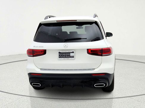 Certified 2023 Mercedes-Benz GLB 250 w/ AMG Line image 7